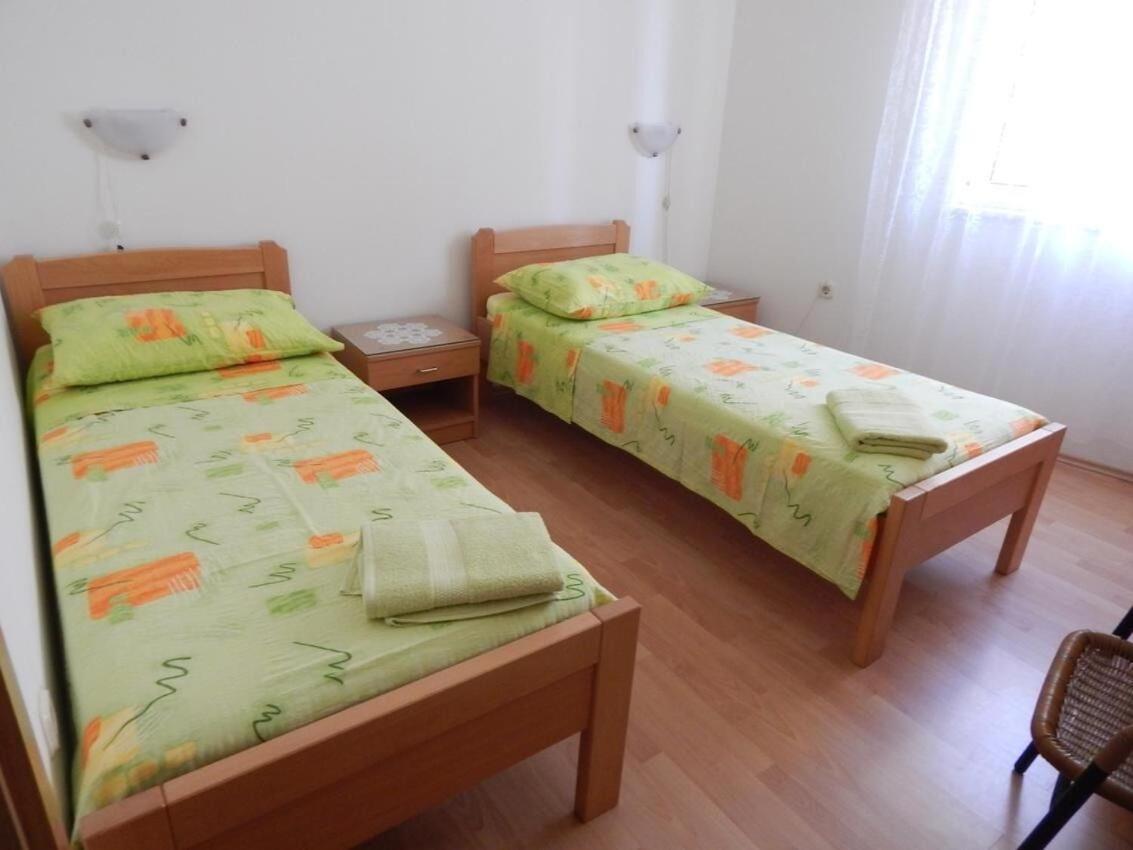 Apartments Zoki - Great Location Close To The Sea Vis Esterno foto