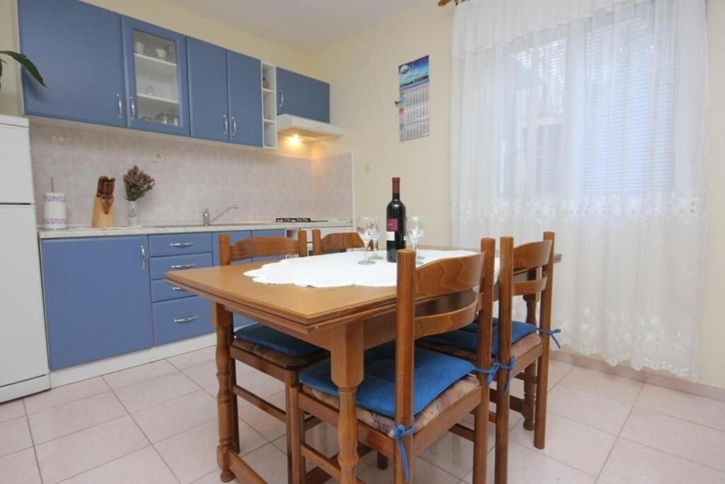 Apartments Zoki - Great Location Close To The Sea Vis Esterno foto